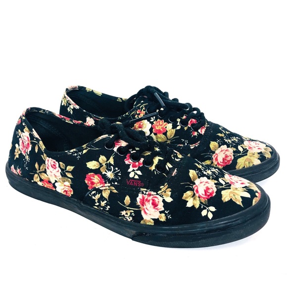 Vans Shoes - VANS Floral Rose Lo Pro Lace Up Shoe 6.5